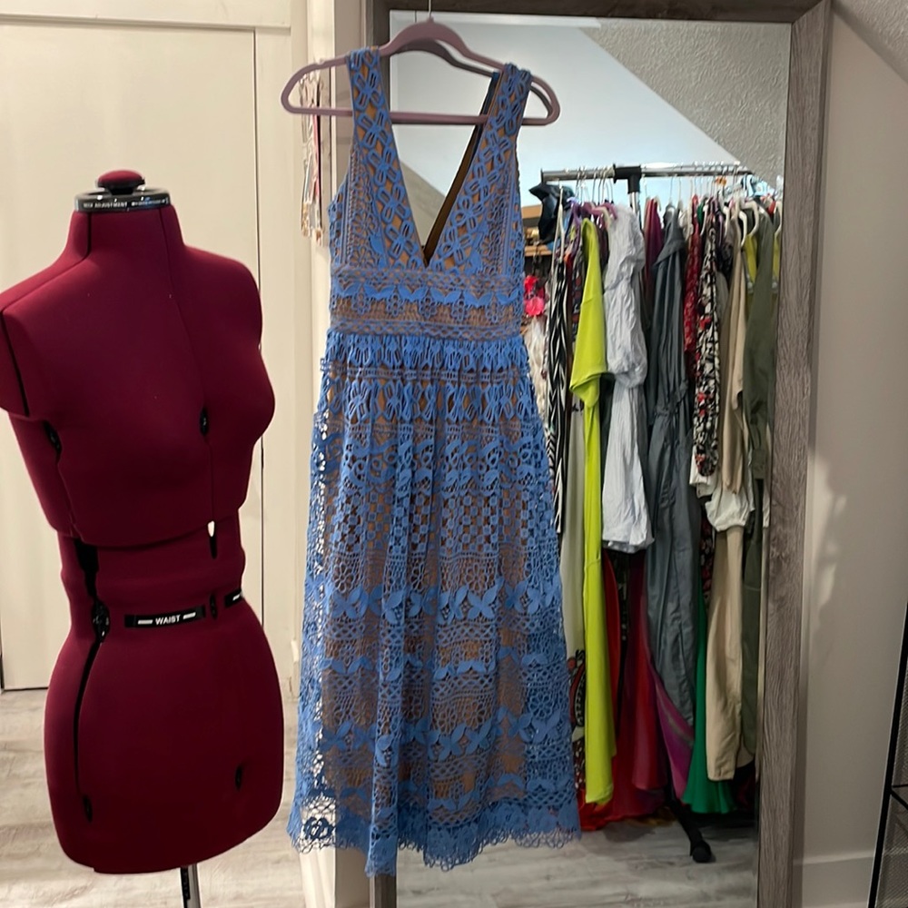 Boohoo Blue and Nude Lace Deep V MIDI Dress